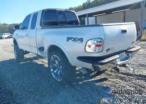 2000 Ford F-150 Lariat/Xl/Xlt from USA, damaged, VIN 2FTRX08L4YCA22055